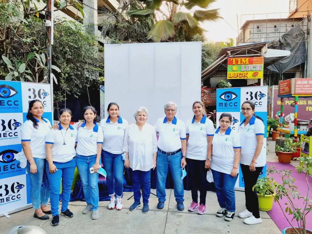 The team of Moolani’s eye care centre at the World glaucoma awareness week programme 2022